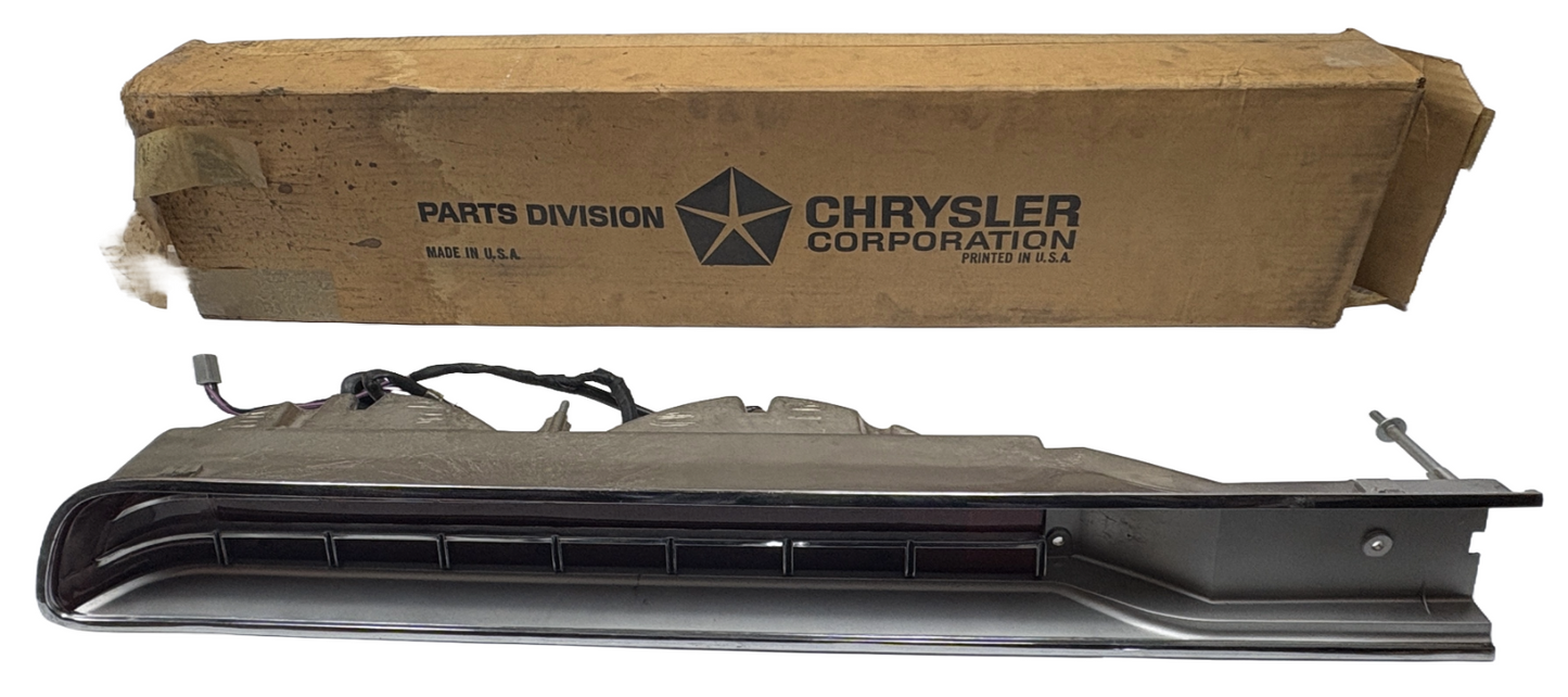 New Old Stock Left Rear Bumper Tail Lamp for 1971 Chrysler New Yorker's #3479319