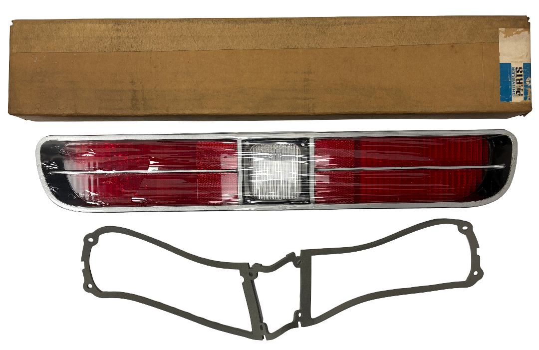New Old Stock Left Tail Light Lens for 1971 Dodge Coronet #3514323