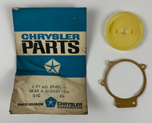 New Old Stock Wiper Motor Gear & Cover For 1962-5 B Bodies Mopar #2448264