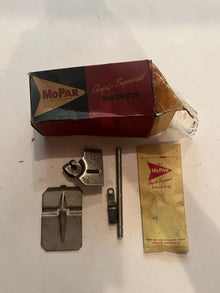 NOS Mopar Heat Riser Repair Kit 1960 Thru 1969 6 CYL & 318 Engines #2084797