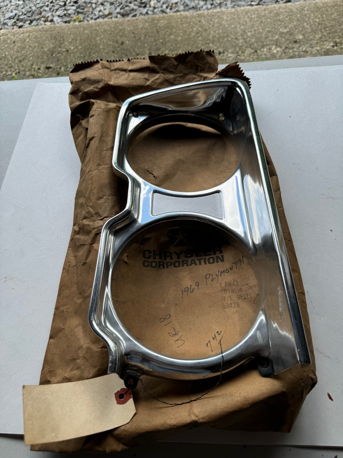 NOS RH Headlight bezel for 1969 Plymouth FURY III WGN, SPORT FURY, VIP 2898156