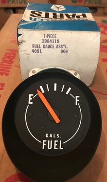 NOS Fuel Gauge fits 1970 Plymouth Barracuda non rallye 2984119