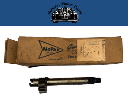 New Old Stock Steering Gear Shaft For 1960-61 Plymouth Valiant 6 Cyl #2072087