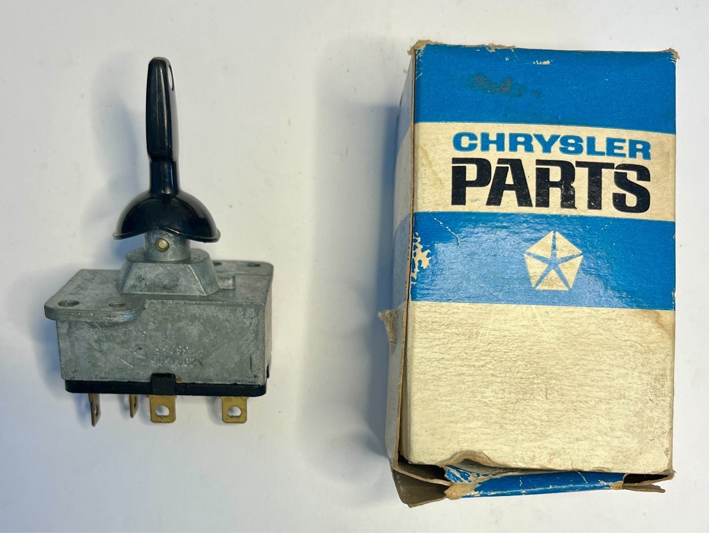 New Old Stock Headlight Switch for 70-74 Cuda & Challenger Models Mopar #2947305