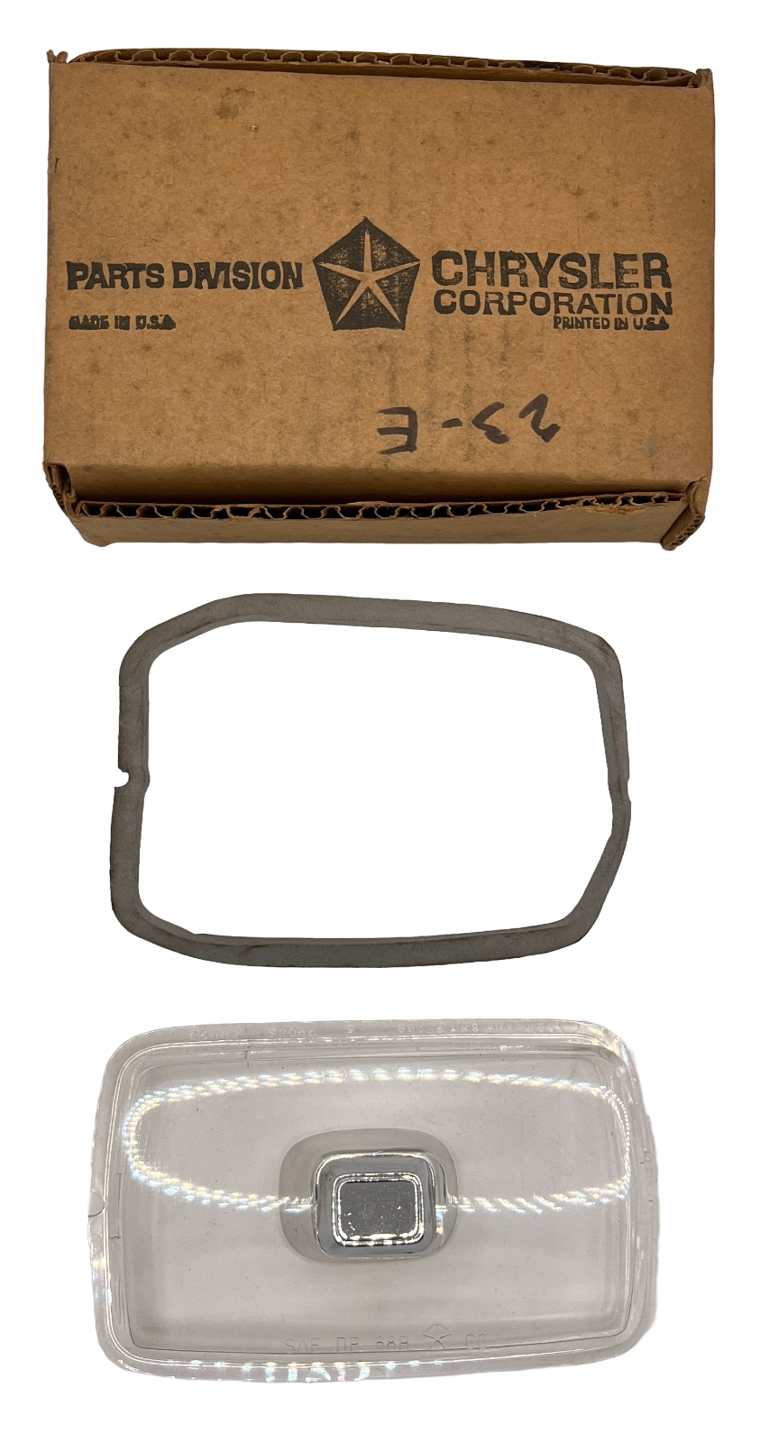 New Old Stock Right Parking Light Lens for 1968 Plymouth Barracuda #2809120