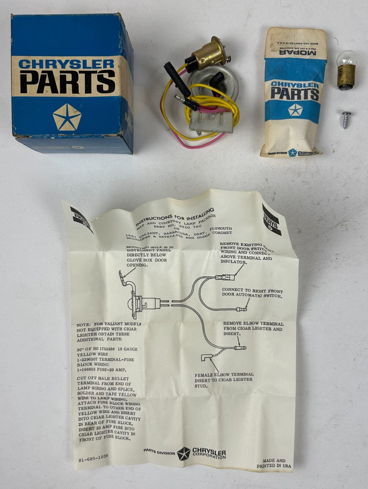 NOS Mopar Map & Courtesy Lamp Pkg 1967 Dodge & Plymouth #2820760