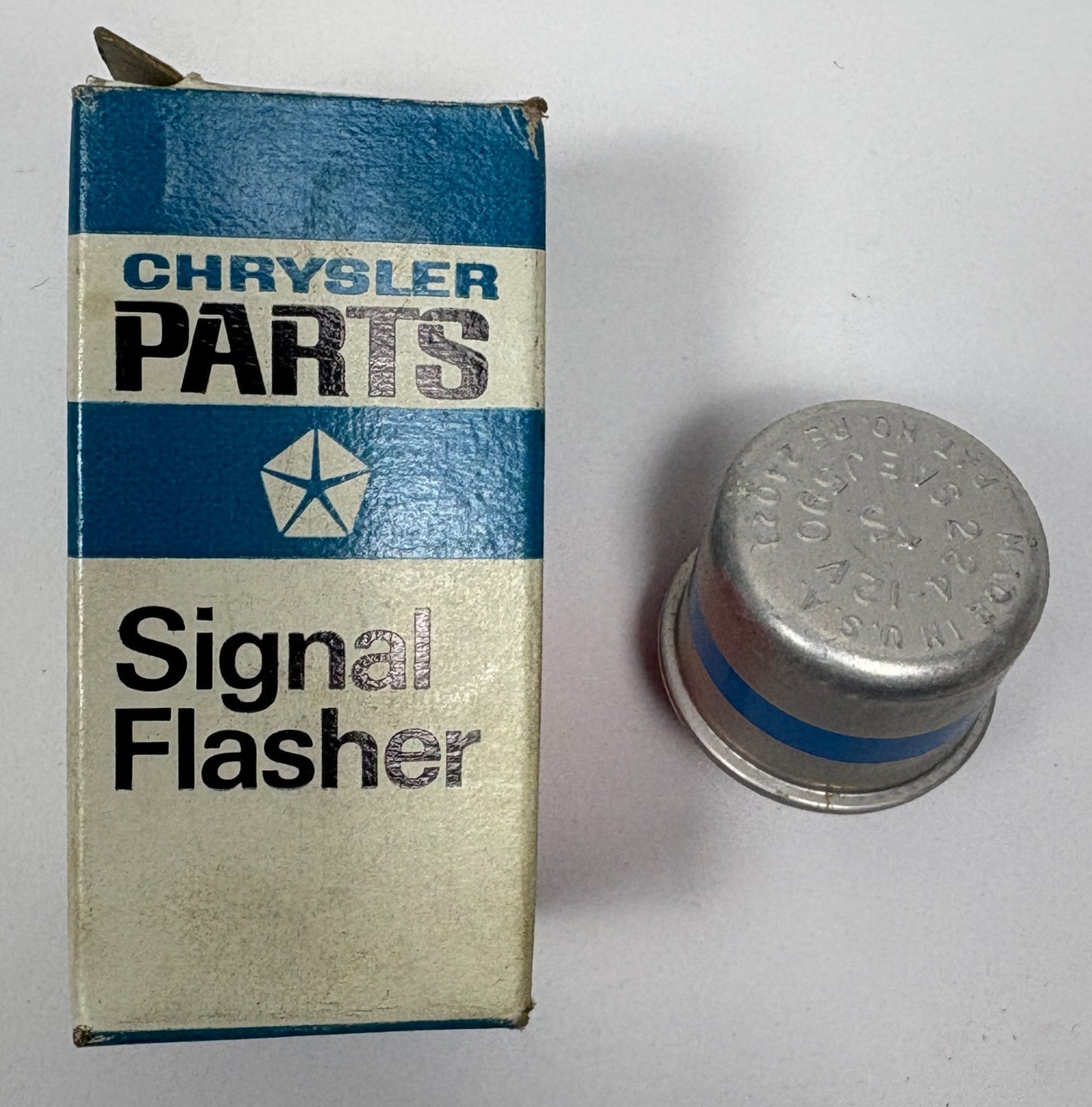 New Old Stock Turn Signal Flasher for 1968-76 Models Mopar #2932875