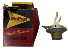 New Old Stock Distributor Vacuum Advance for 1960-61 Models Mopar #1889438