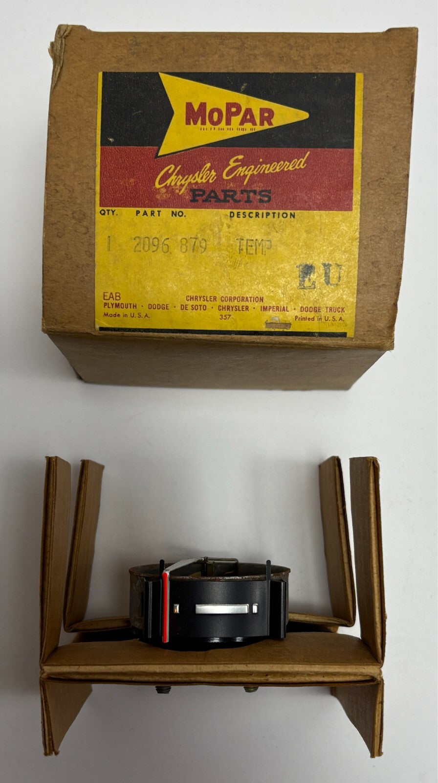 New Old Stock Temp Gauge for 1960 Dodge Models Mopar #2096879