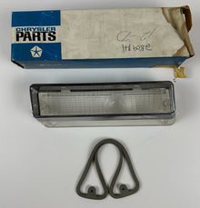 New Old Stock Left Park Lens & Bezel For 1968 Imperial Models Mopar #2809141