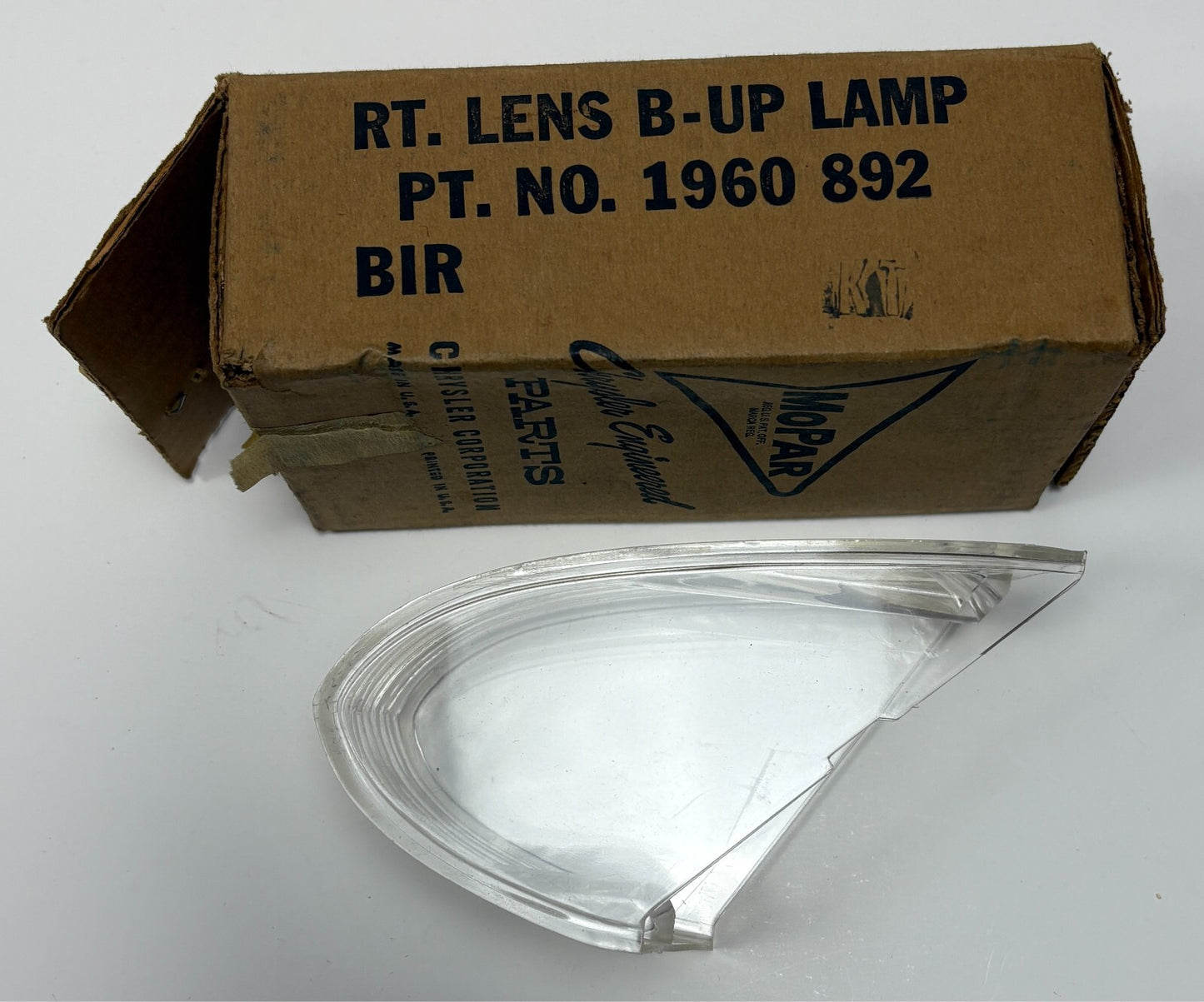 New Old Stock Right Back Up Lens for 1960 Plymouth Wagon Models Mopar #1960892