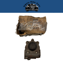 New Old Stock Steering Box Housing Assembly For 1941-1947 Dodge Truck #596841