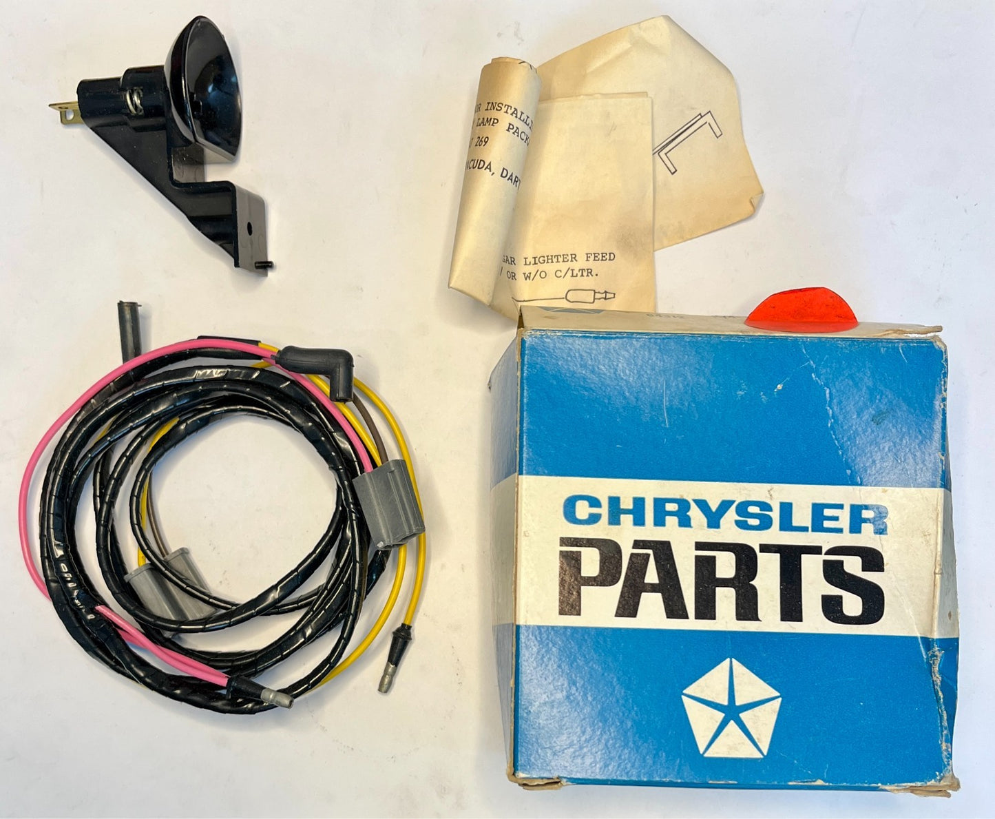 New Old Stock Map Lamp Package for 1968-74 Plymouth Dodge models Mopar #2947269