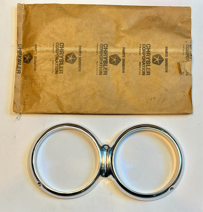 New Old Stock Right Headlight Door for 1961 Dodge Models Mopar #1904844