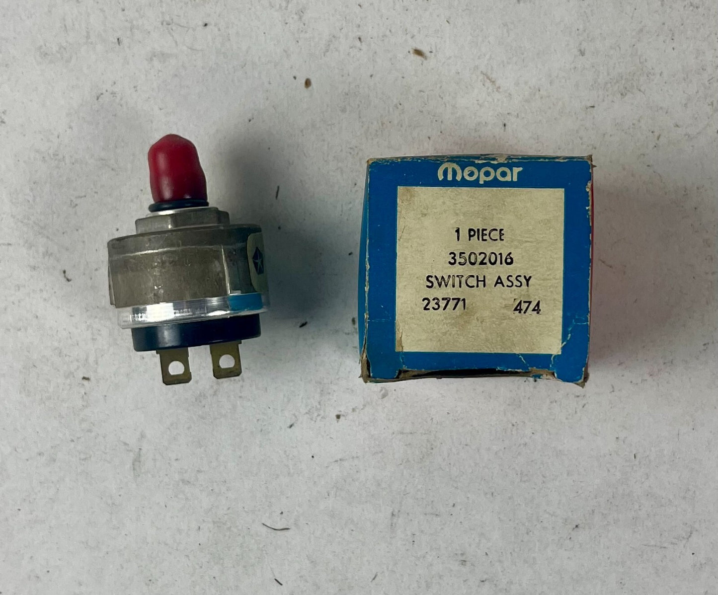 New Old Stock Low Pressure A/C Switch For All 1971-4 Models Mopar #3502016