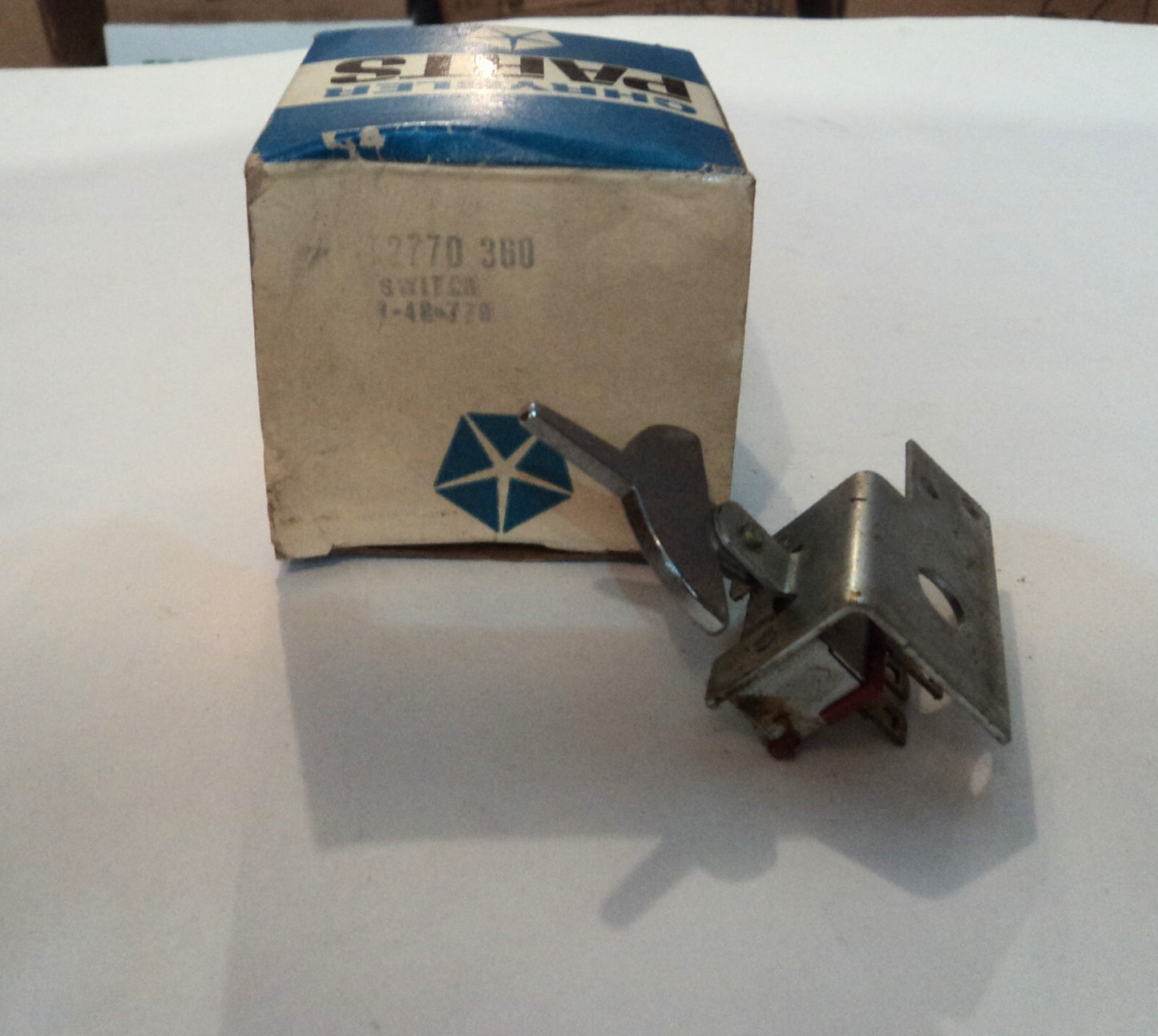 Heater Blower Switch NOS for 1967 A body Mopar 1969 to 1971 Dodge Truck 2770360