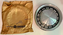 New Old Stock Wheel Cover for 1970-71 Chrysler Models Mopar #2944429