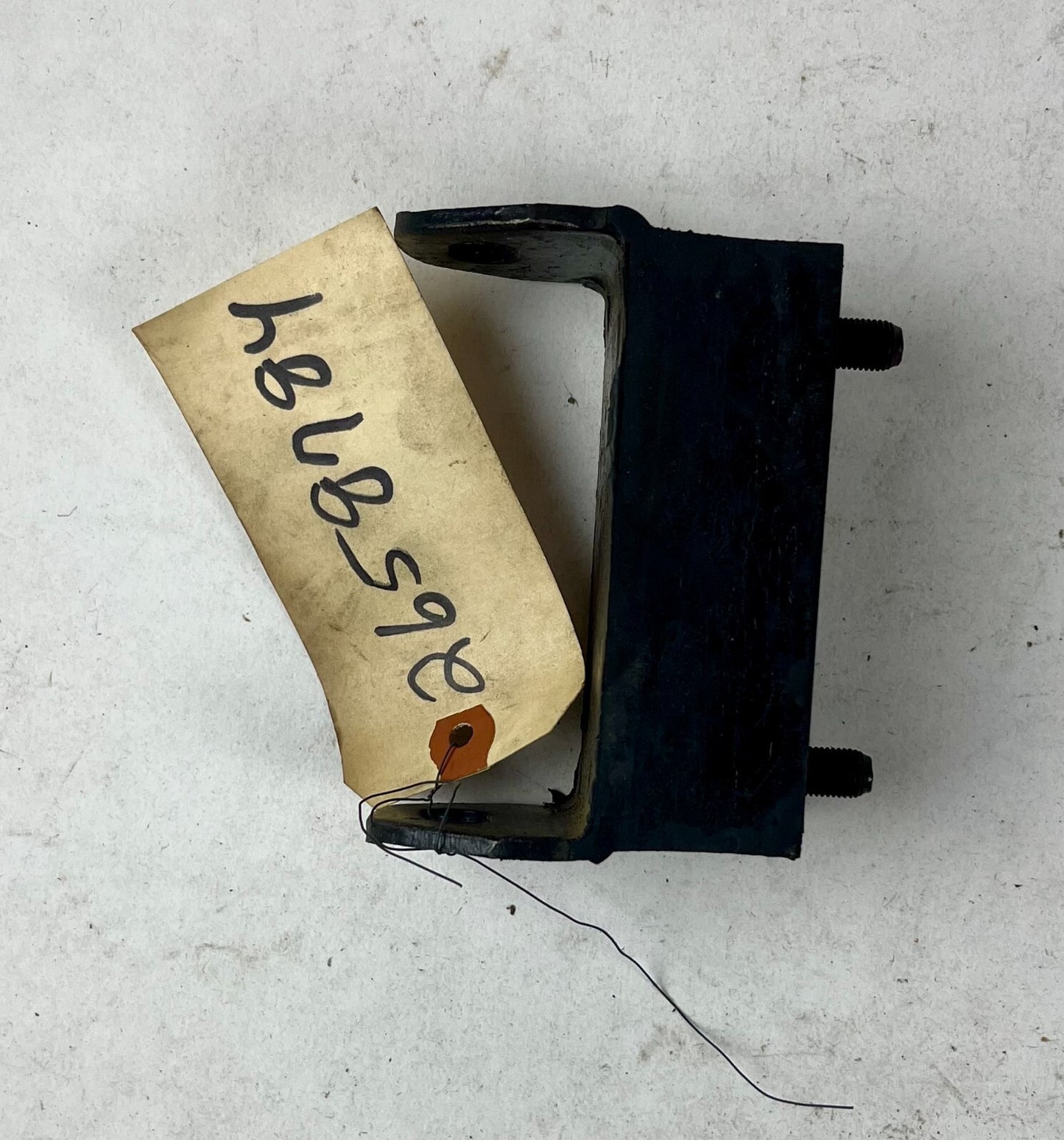 New Old Stock Right Motor Mount For 1966-73 Plymouth Dodge B &C Body #2658784