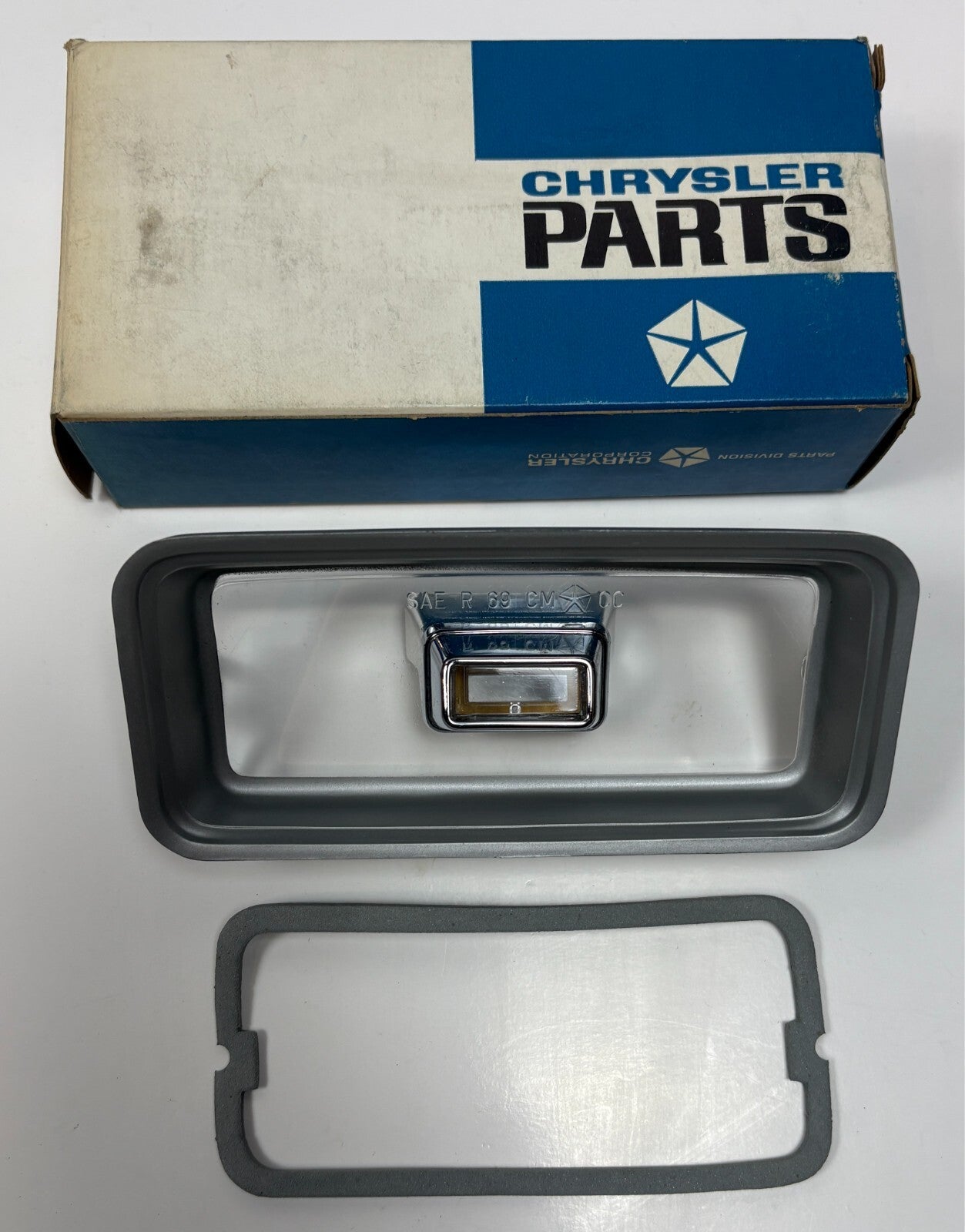 New Old Stock Back Up Lens for 1969 Chrysler Models Mopar #2932953