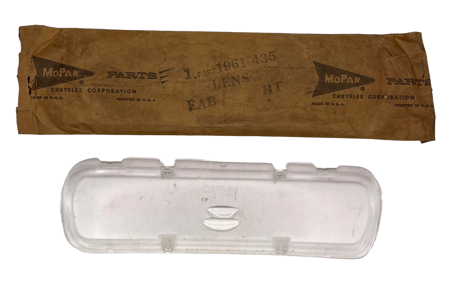 New Old Stock Rear Left Bumper Lamp Lens for 1960 Chrysler Models #1961435