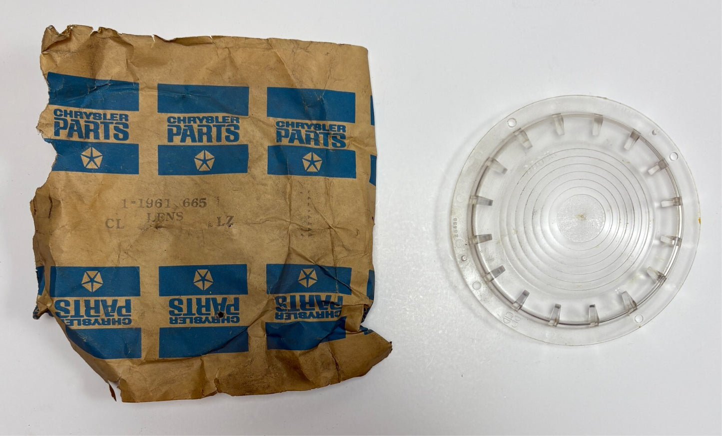 NOS Back Up Lens for 1960 Dodge Dart Models Mopar #1961665