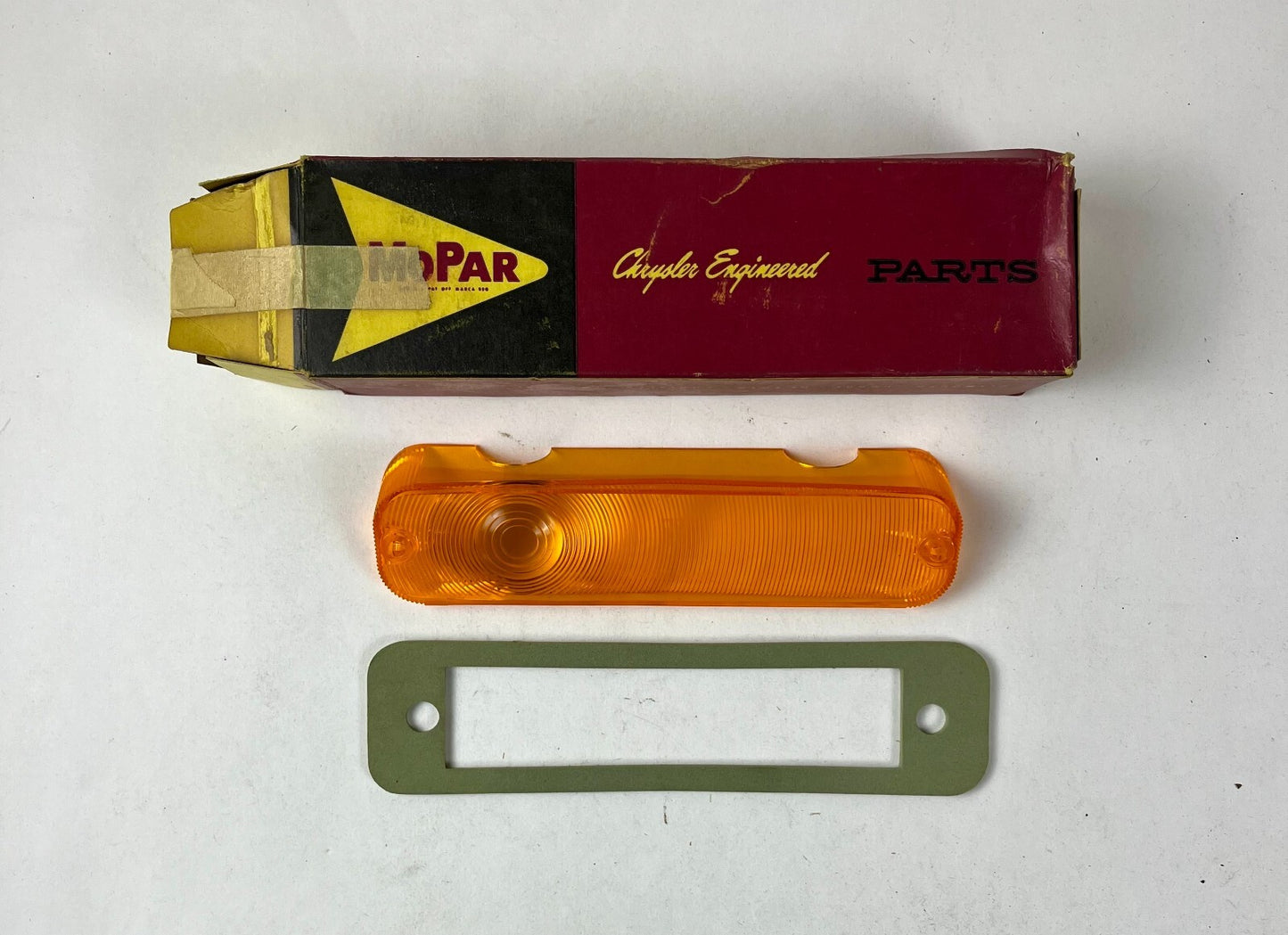 NOS Mopar Right Park Lens 1963 Chrysler 1963-4 Dodge 880 Models #2448270