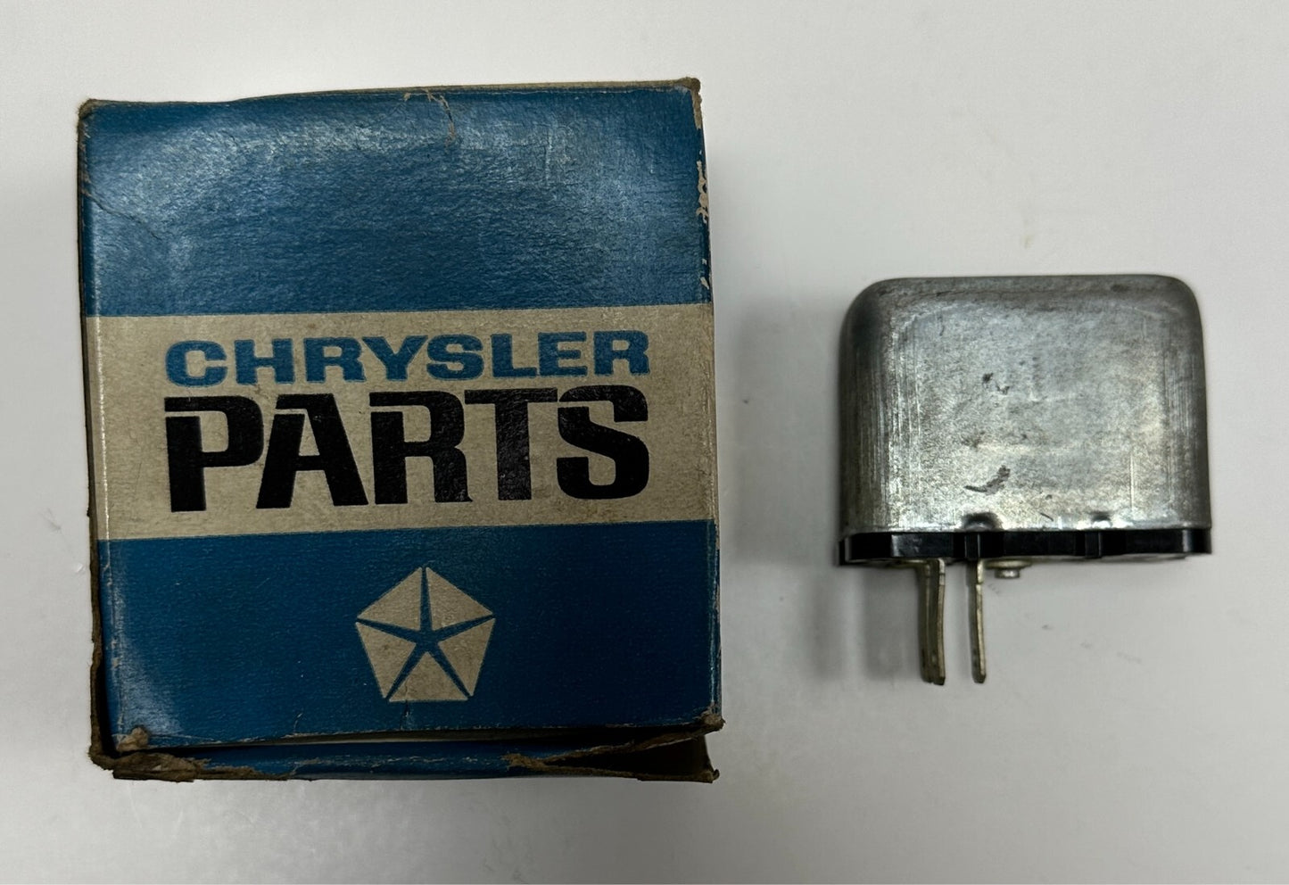 New Old Stock Key Buzzer Relay for All 1970 B & C Body Models Mopar #3420885