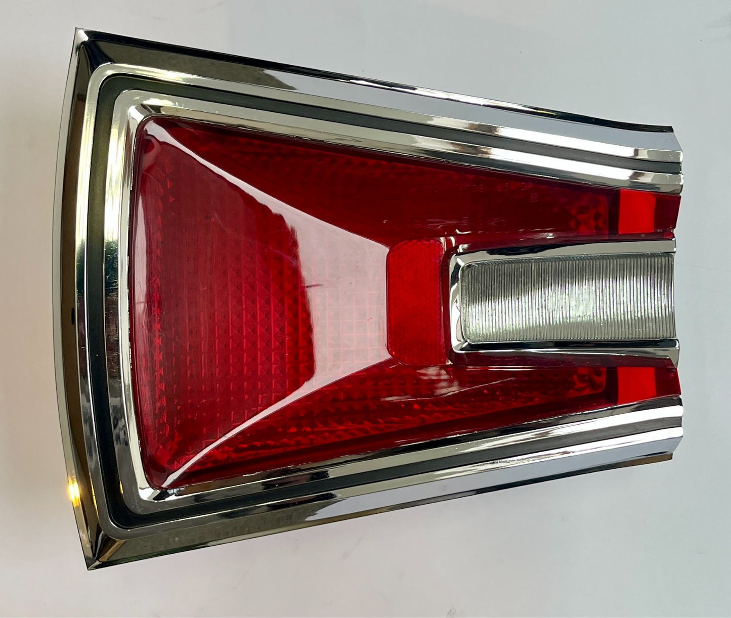 New Old Stock Left Taillamp for 1965 Dodge Monaco Models Mopar #2524397