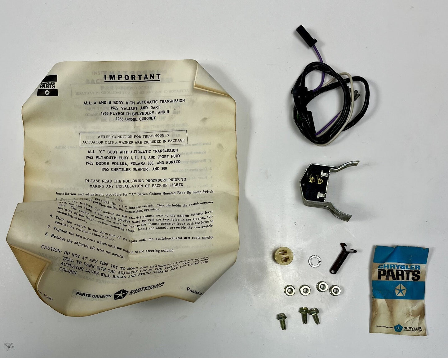New Old Stock Back Up Lamps & Wiring for 1965 Wagon Models Mopar #2587604