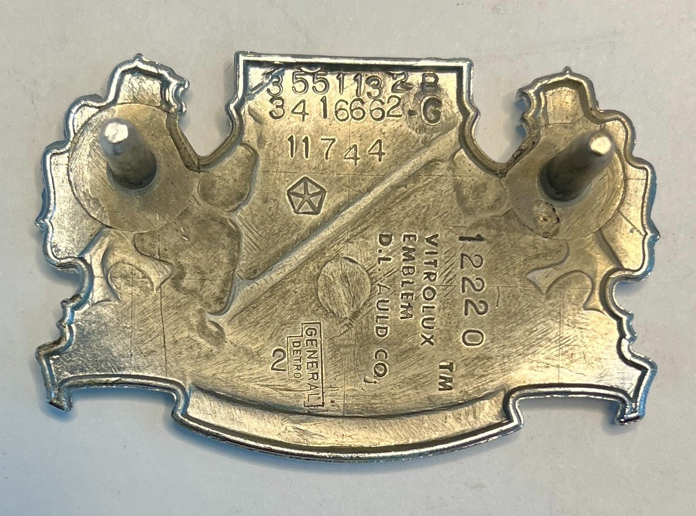 New Old Stock Trunk Lock Ornament Emblem Cover for 1972-73 New Yorker #3416662