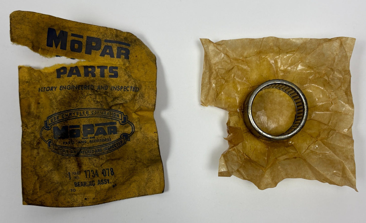 New Old Stock Steering Gear Shaft Bearing for 1957-73 Models Mopar #1734078