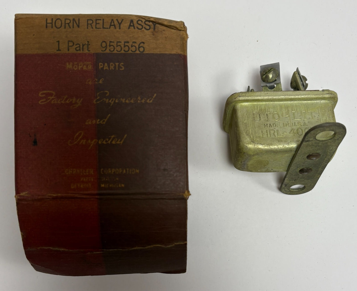 New Old Stock Horn Relay for 1940-42 Plymouth Dodge Desoto Models Mopar #955556