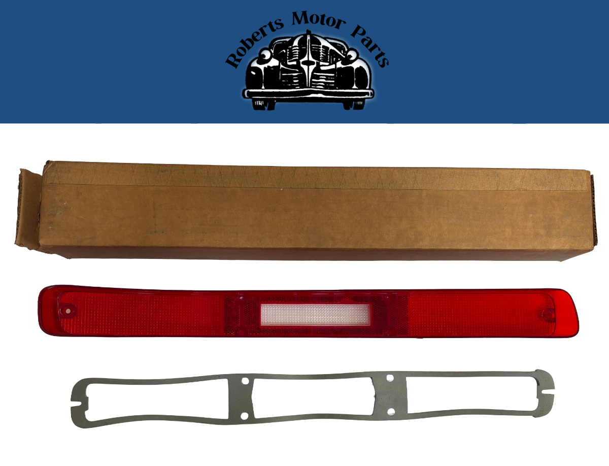New Old Stock Left Tail Lens & Gasket For 1970 Plymouth Fury II Models #3420861