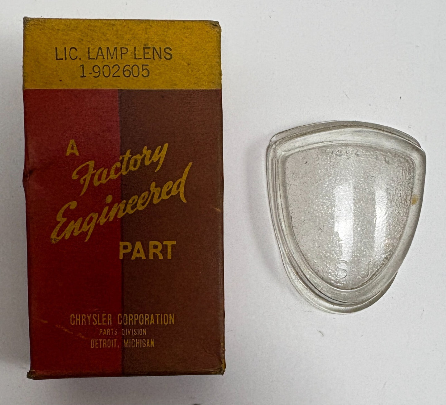 New Old Stock License Lens for 1941 Dodge Models Mopar #902605