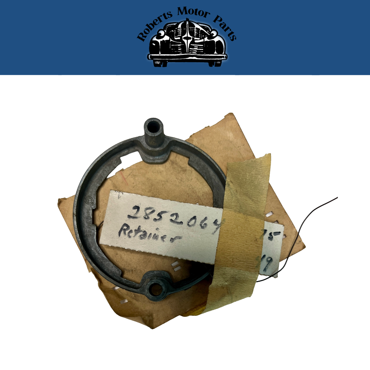 New Old Stock Tilt Telescoping Steering Wheel Ornament Retainer 1967-68 #2852064