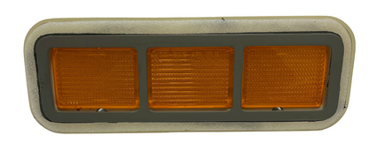New Old Stock Front Side Marker Light Lamp w/Gray Grille 1971 Plymouth #3514412