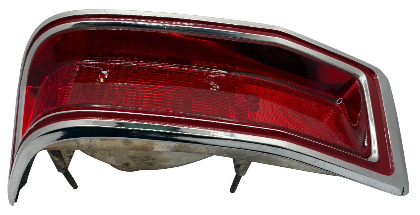 New Old Stock Right Tail Lamp Light Assembly 1973 Plymouth Valiant #3679258