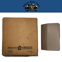 New Old Stock Dash Ash Tray Insert Beige For 1967-76 Mopar A-Body #2771725