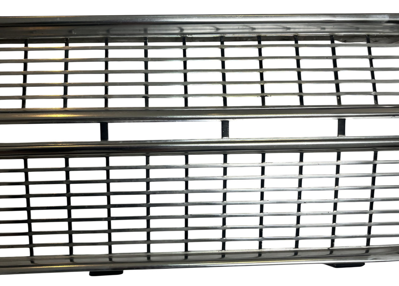 Good Used Right Radiator Grille for 1967 Valiant Models Mopar #2582674