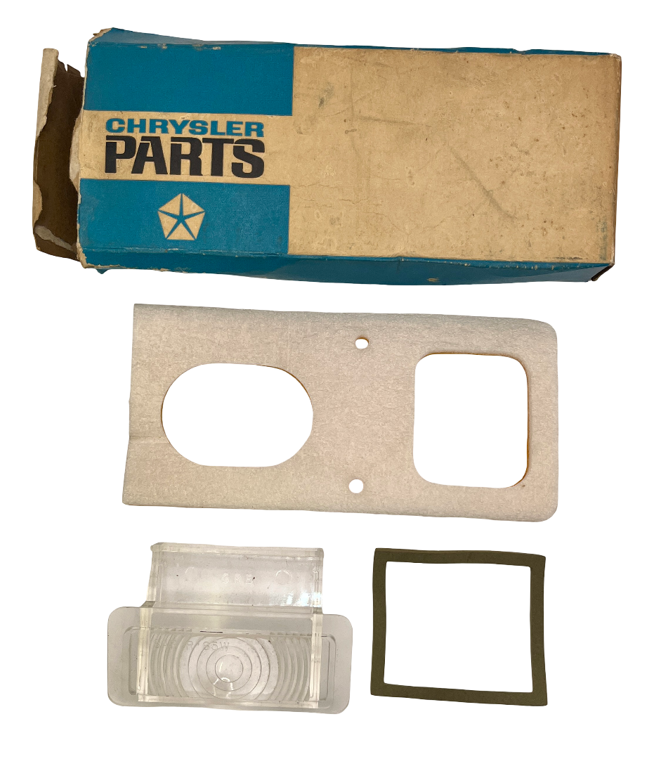New Old Stock Back Up Lens for 1965 Dodge Coronet 440/DeLuxe Models #2584855