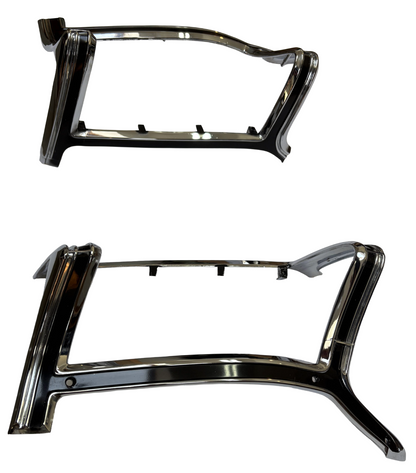 NOS Quarter Panel Tail Light Bezel Pair 1970-71 Chrysler T&C #3403494 & #3403495