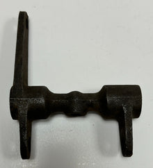 New Old Stock Clutch Torque Shaft Bracket for 1942-48 6-Cylinder Models #871991