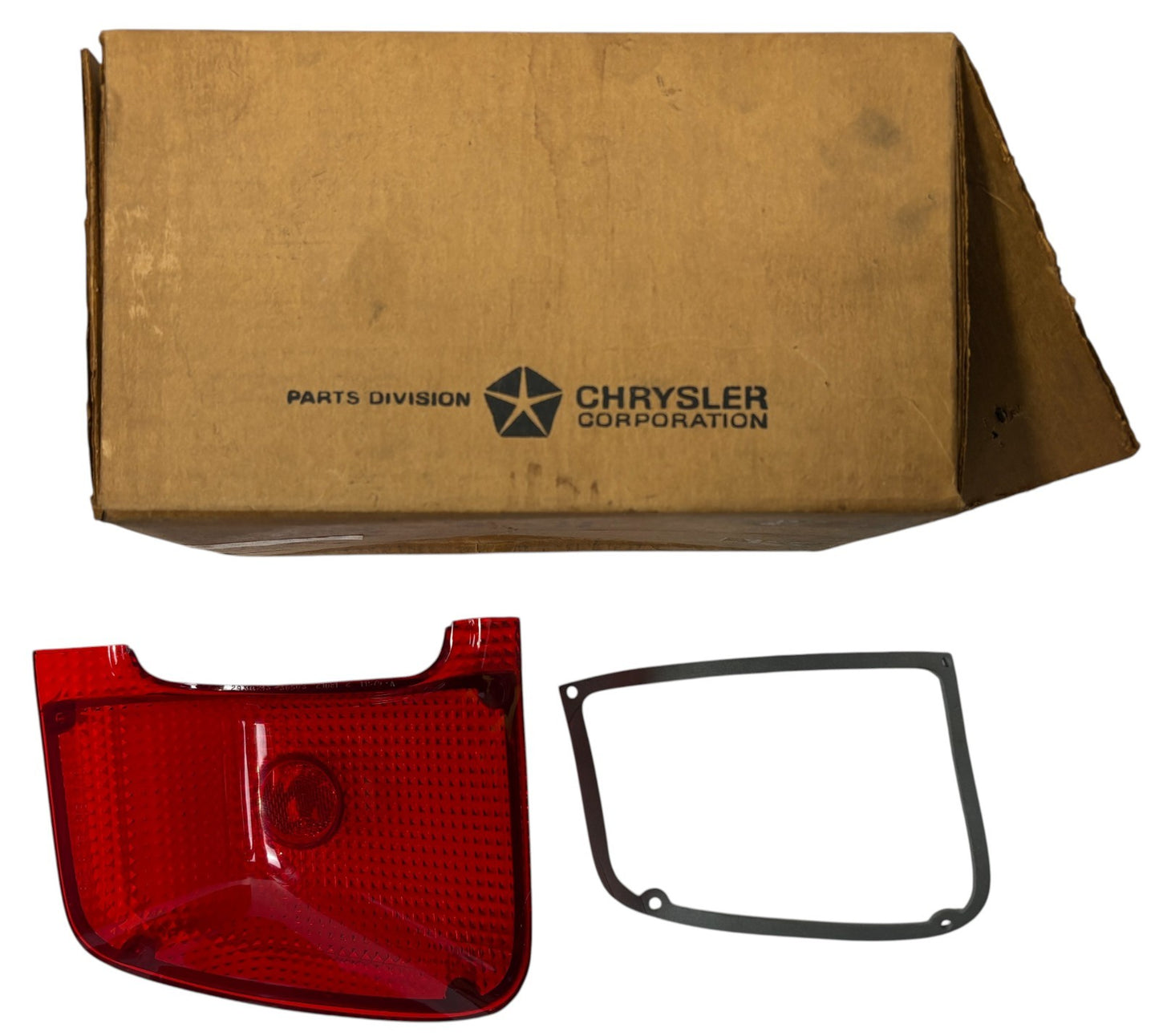 New Old Stock Left Rear Tail Light Lens w/ Gasket for 1969 Plymouth #2932729