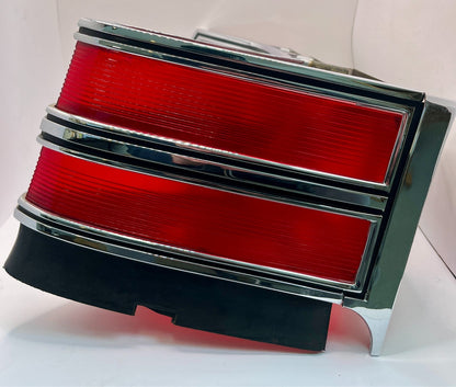 New Old Stock Right Taillamp for 1967 Chrysler New Yorker Models Mopar #2606416