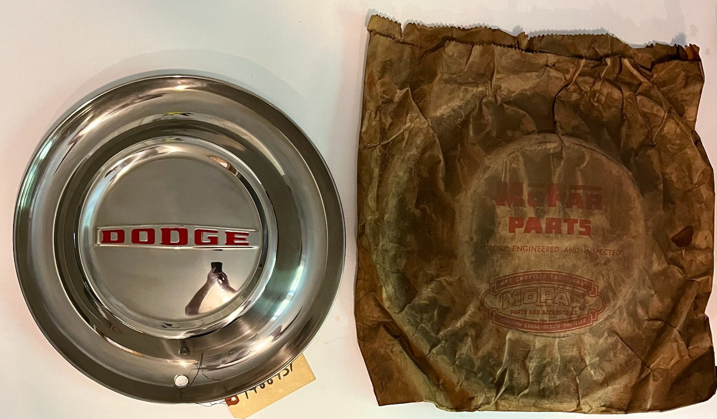 New Old Stock Wheel Cover for 1953 Dodge Models Mopar #1488431