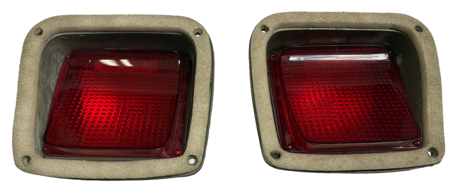 Pair of Great Used Old Stock Taillamp Assemblies for 1969 GTX Models #2930260 & #2930261 RARE